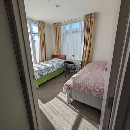 Newmarket Homestay - Twin Room